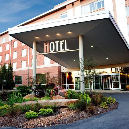 I Hotel And Illinois Conference Center - Champaign Esterno foto