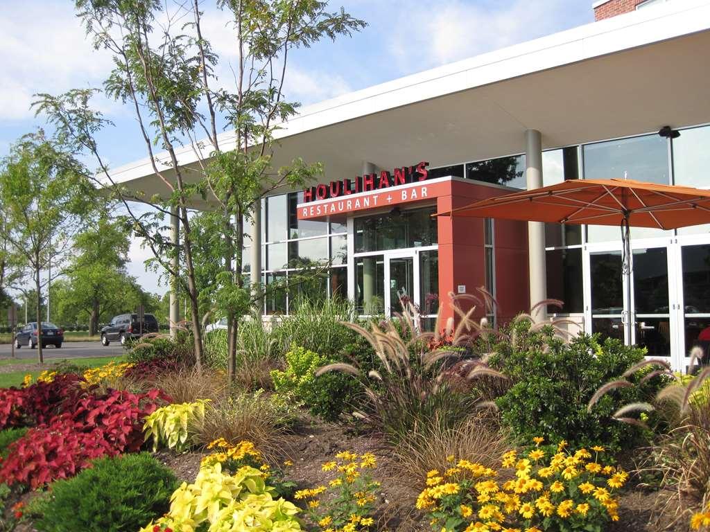 I Hotel And Illinois Conference Center - Champaign Esterno foto