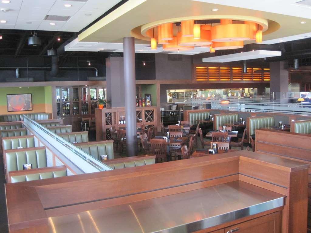 I Hotel And Illinois Conference Center - Champaign Ristorante foto