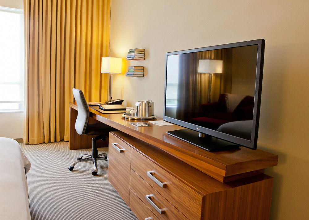 I Hotel And Illinois Conference Center - Champaign Esterno foto
